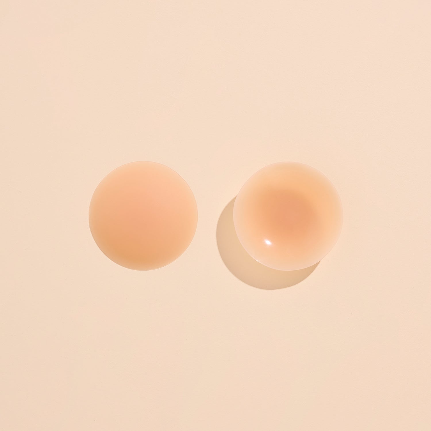 Nippel Cover Cappuccino von Silnip – wiederverwendbar. 